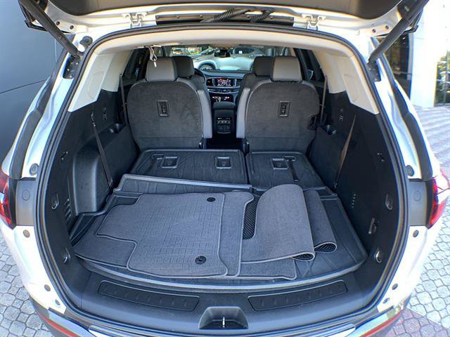 Used 2020 Buick Enclave Essence w/ Sound and Sites Package FWD image 24