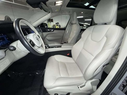 Used 2024 Volvo XC60 T8 Plus w/ Protection Package Premier AWD/4WD image 2