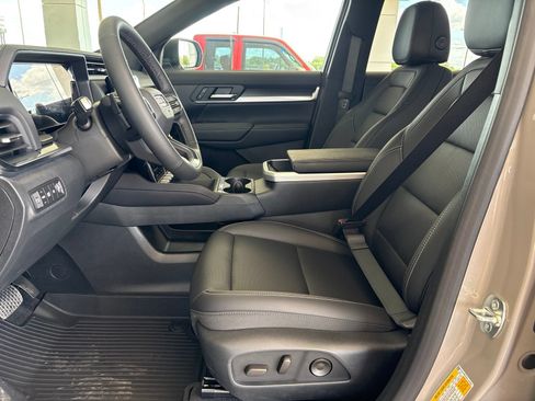 New 2027 GMC Terrain Elevation w/ Elevation Premium Package FWD image 14