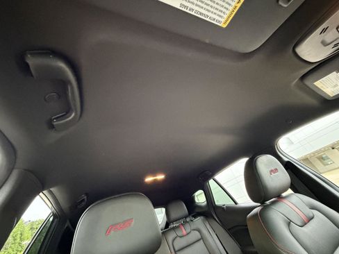 Used 2025 Chevrolet Trax RS w/ Driver Confidence Package FWD image 25