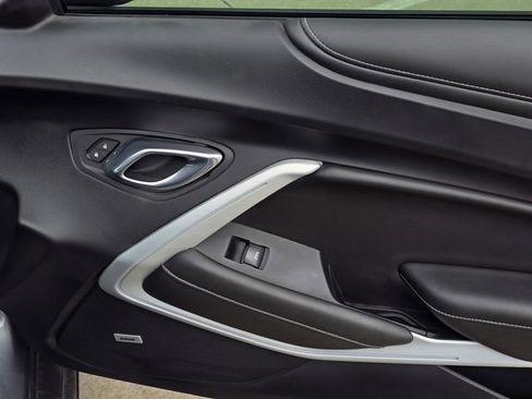 Used 2021 Chevrolet Camaro SS image 12