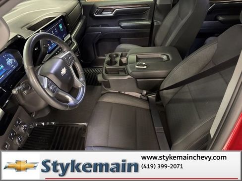 Used 2023 Chevrolet Silverado 1500 LT image 35