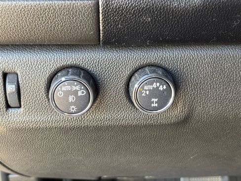 Used 2021 GMC Canyon AT4 w/ Driver Alert Package AWD/4WD image 9