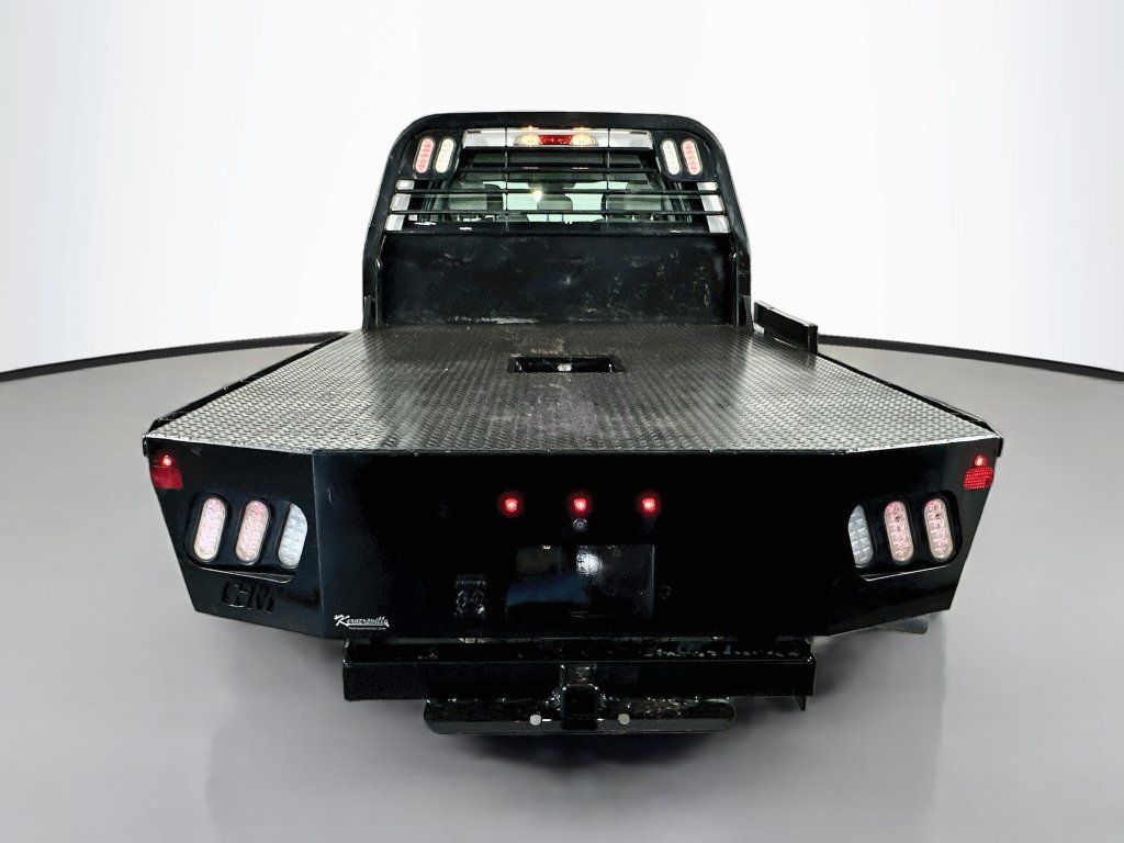 Used 2022 Ford F250 XL w/ Power Equipment Group AWD/4WD image 6