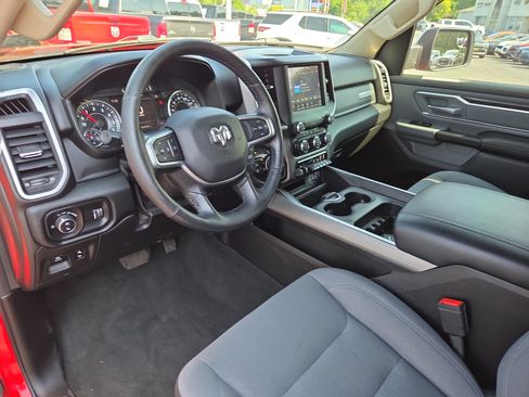 Used 2020 RAM 1500 Big Horn AWD/4WD image 16