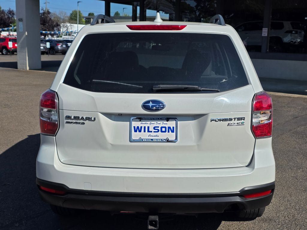 Used 2016 Subaru Forester 2.5i Premium AWD/4WD image 7