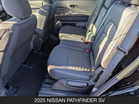 New 2025 Nissan Pathfinder SV image 15