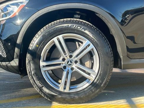 Certified 2022 Mercedes-Benz GLC 300 4MATIC image 9