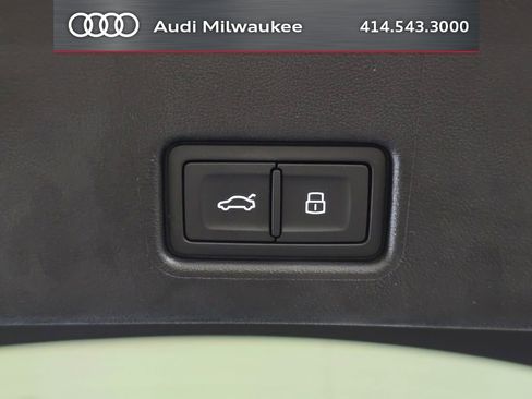 Used 2023 Audi Q4 e-tron Premium Plus w/ Premium Plus AWD/4WD image 10