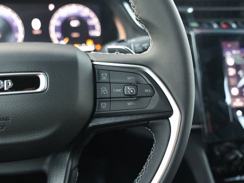 New 2025 Jeep Grand Cherokee Laredo X w/ Trailer Tow Package image 24