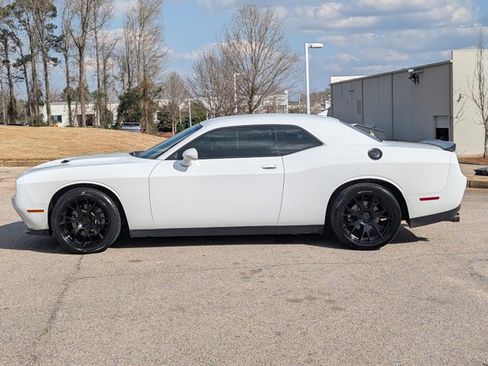 Used 2016 Dodge Challenger R/T Plus image 12