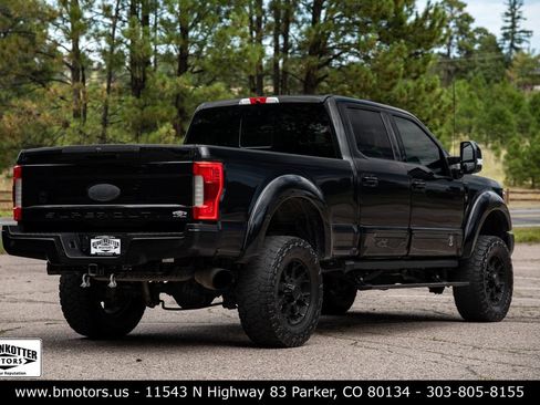 Used 2019 Ford F250 Lariat w/ Lariat Ultimate Package AWD/4WD image 3