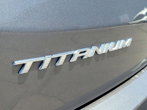 Used 2024 Ford Edge Titanium AWD/4WD image 26