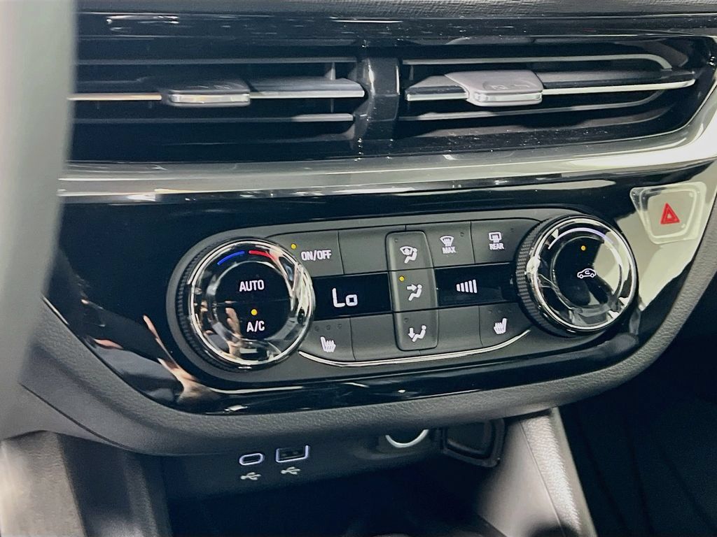 New 2026 Buick Envista Sport Touring w/ Studio Series FWD image 13