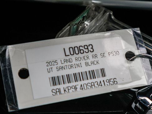 New 2025 Land Rover Range Rover SE AWD/4WD image 37