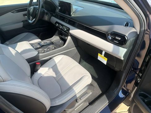 Certified 2025 Honda Pilot EX-L image 30
