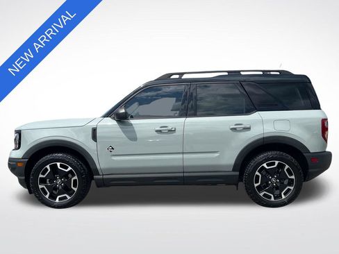 Used 2022 Ford Bronco Sport Outer Banks w/ Tech Package AWD/4WD image 6