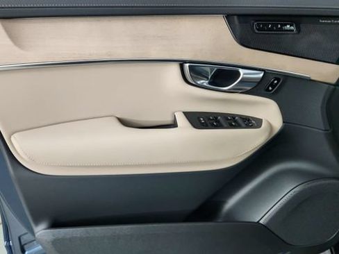 New 2026 Volvo XC90 B6 Plus w/ Protection Package Premier AWD/4WD image 9