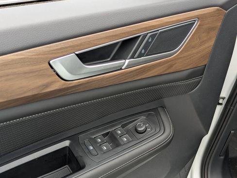 New 2026 Volkswagen Atlas SE AWD/4WD image 11