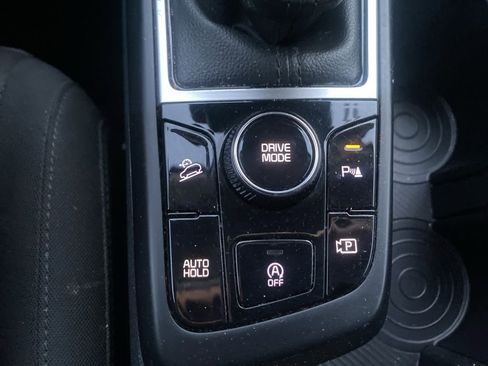 Used 2023 Kia Sportage LX image 25