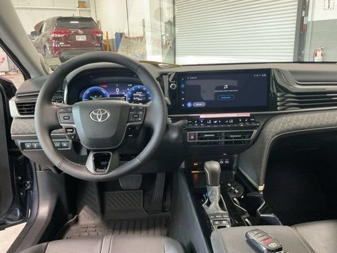 Used 2026 Toyota Camry XLE w/ Premium Plus Package AWD/4WD image 12
