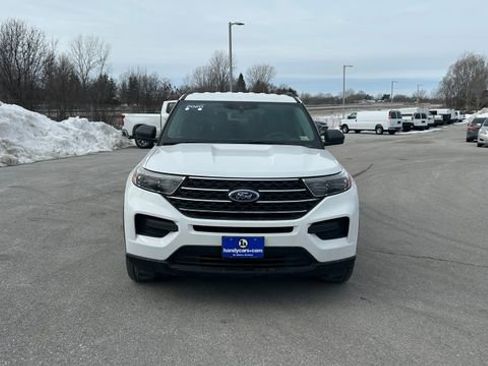 Used 2020 Ford Explorer XLT w/ Comfort Package image 8