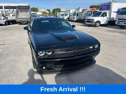 Used 2022 Dodge Challenger R/T w/ Plus Package RWD image 5