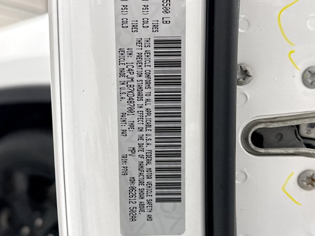 Used 2019 Jeep Cherokee Latitude Plus AWD/4WD image 21