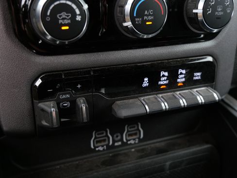 Used 2025 RAM 1500 Big Horn AWD/4WD image 27