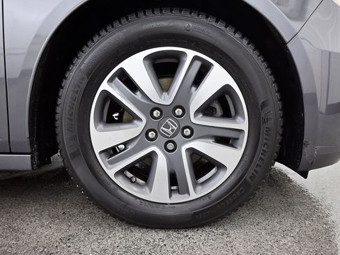 Used 2016 Honda Odyssey Touring Elite image 36