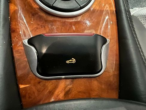 Used 2006 Mercedes-Benz SL 65 AMG image 29