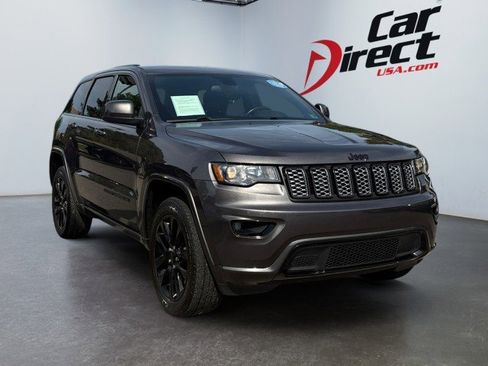 Used 2021 Jeep Grand Cherokee Laredo X AWD/4WD image 1