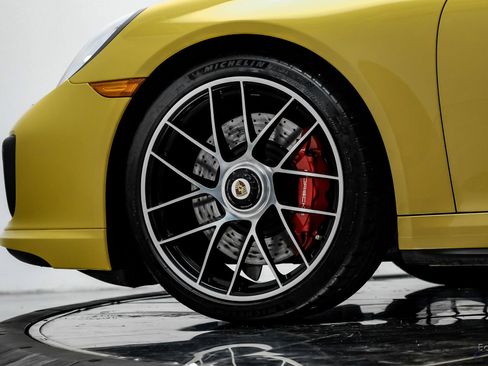 Used 2018 Porsche 911 Turbo S image 91