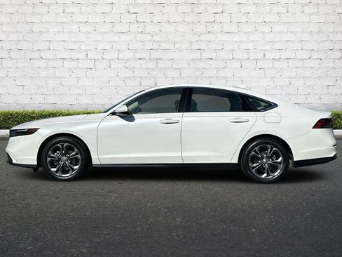 Used 2023 Honda Accord EX image 7