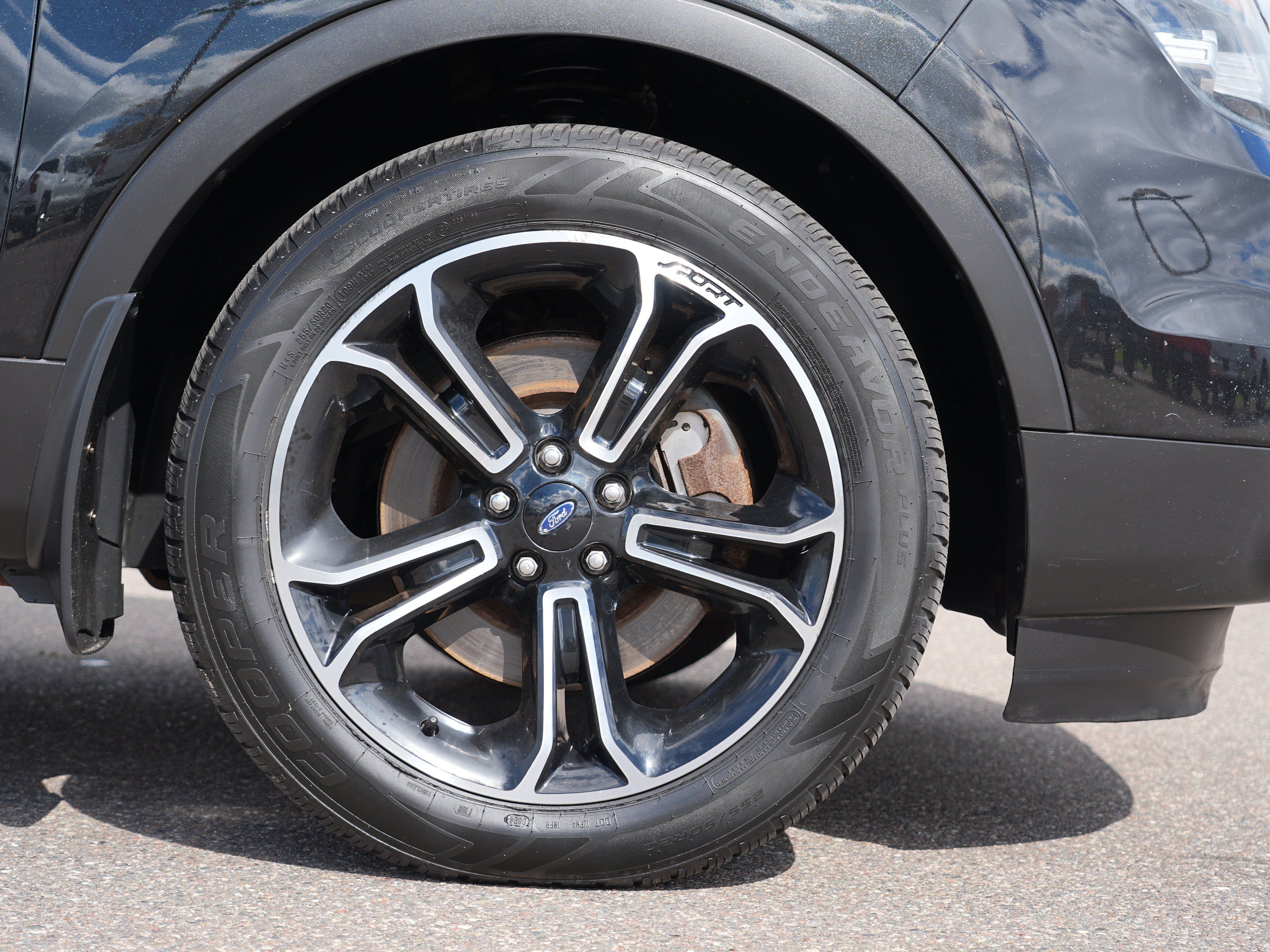 Used 2015 Ford Explorer Sport AWD/4WD image 11