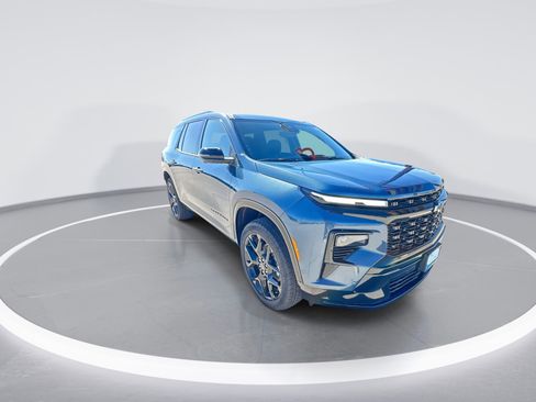 New 2026 Chevrolet Traverse RS w/ LPO, Floor Liner Package AWD/4WD image 2