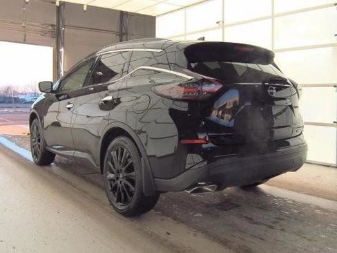 Used 2023 Nissan Murano SV w/ SV Midnight Edition Package image 3