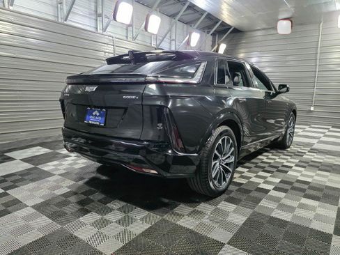 Used 2024 Cadillac Lyriq Sport image 5