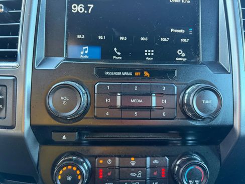 Used 2016 Ford F150 XLT w/ Equipment Group 302A Luxury image 24