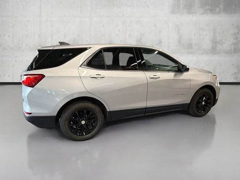 Used 2020 Chevrolet Equinox LT image 4