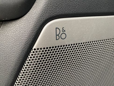 Used 2023 Ford F250 Lariat w/ Sport Appearance Package image 40