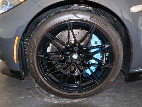 Used 2023 BMW M3 Competition w/ M Carbon Exterior Package AWD/4WD image 40