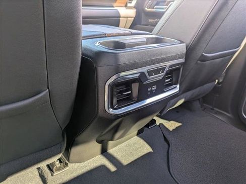 Certified 2023 Chevrolet Silverado 1500 High Country w/ Technology Package image 16