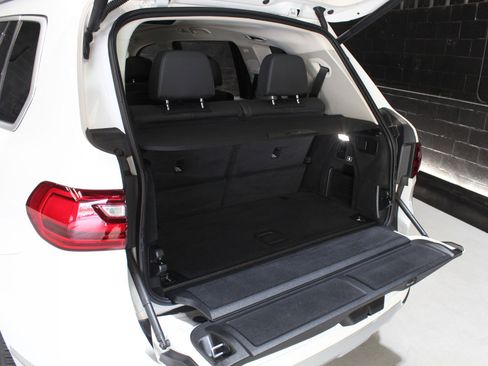 Used 2022 BMW X7 xDrive40i w/ Executive Package AWD/4WD image 91