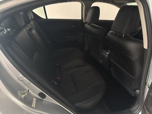 Used 2013 Acura ILX w/ Premium Package image 31