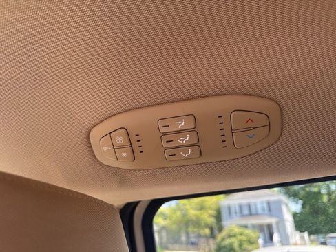 Used 2017 Kia Sedona LX FWD image 34