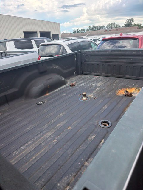 Used 2016 RAM 2500 Tradesman w/ Chrome Appearance Group AWD/4WD image 3