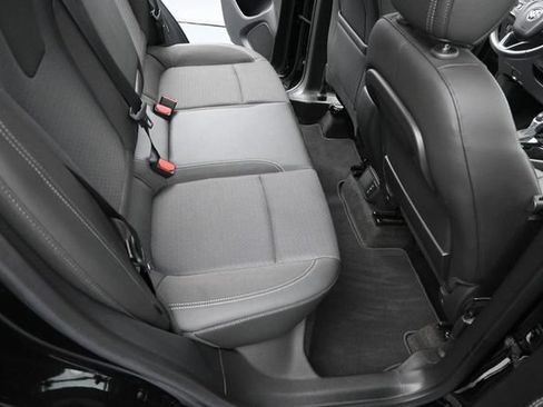 Used 2023 Buick Encore GX Select w/ Sport Touring Package FWD image 21