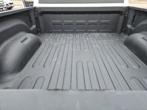 Used 2024 RAM 2500 Big Horn AWD/4WD image 41