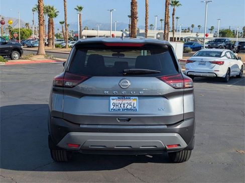 Certified 2023 Nissan Rogue SV image 4